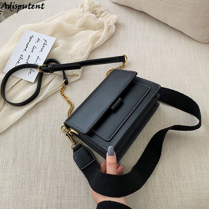 Fashion Women PU Leather Messenger Bags Crossbody Chain Bag and Handbags With Metal Chain  2020 fashion Small package