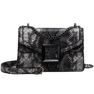 Fashion Women PU Leather Messenger Bags Crossbody Chain Bag and Handbags With Metal Chain  2020 fashion Small package