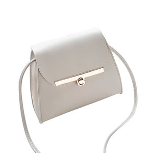 Fashion Women PU Leather Messenger Bags Crossbody Chain Bag and Handbags With Metal Chain  2020 fashion Small package